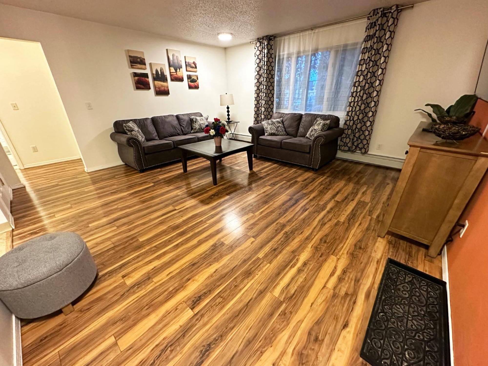 Stay Anchorage! Furnished Two Bedroom Apartments With High Speed Wifi מראה חיצוני תמונה